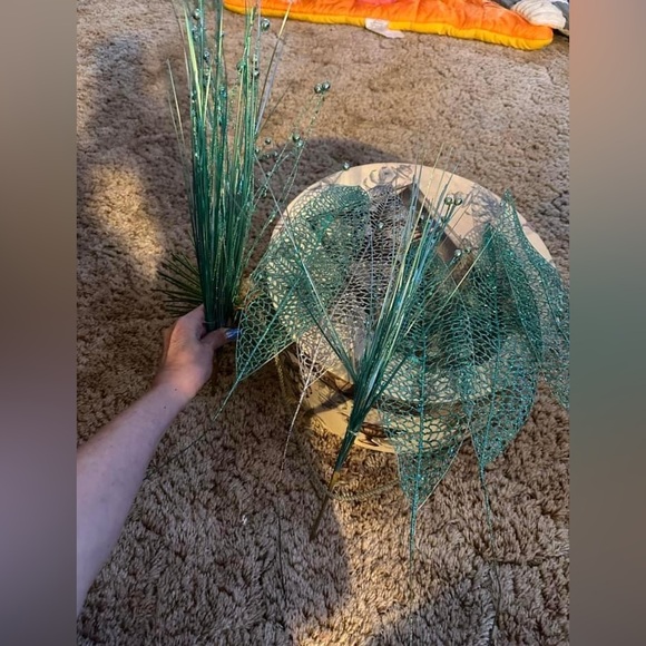 Christmas decor - Picture 2 of 3